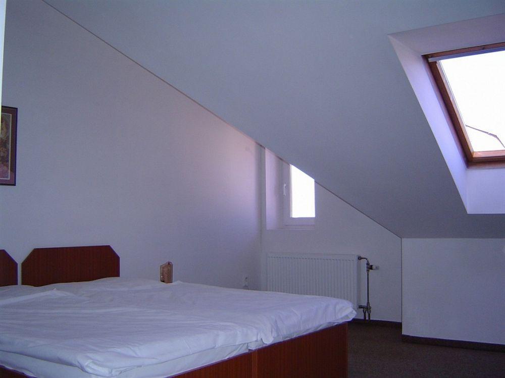 Hotel U Sladku Prague Ngoại thất bức ảnh