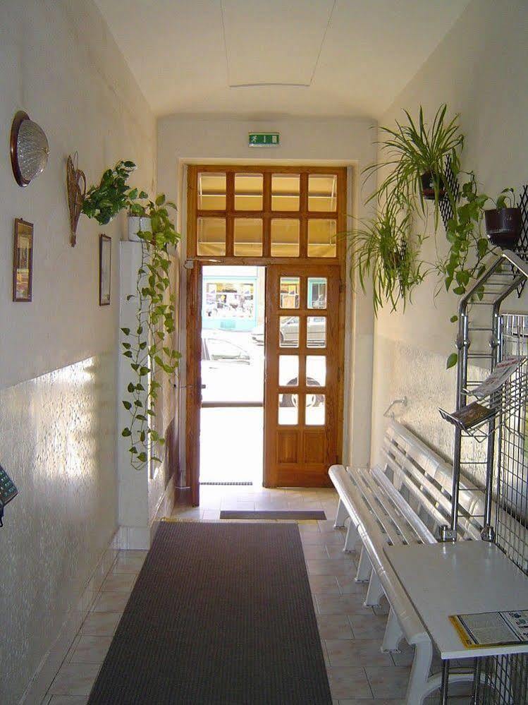 Hotel U Sladku Prague Ngoại thất bức ảnh