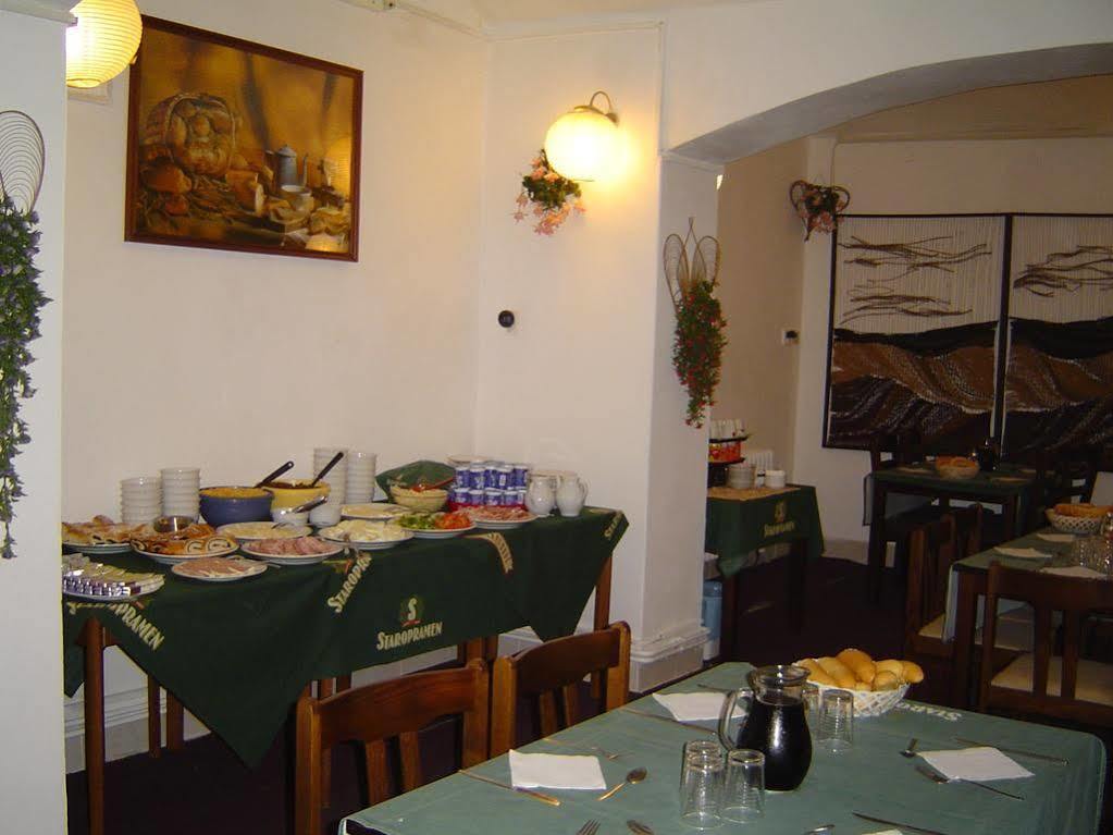Hotel U Sladku Prague Ngoại thất bức ảnh
