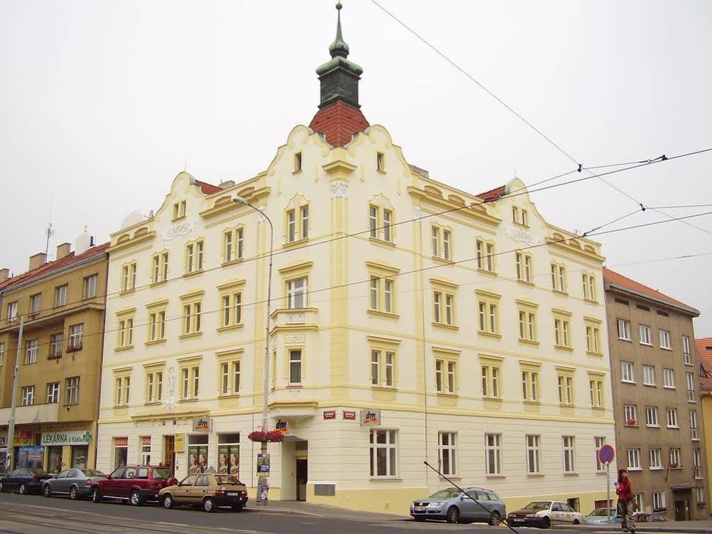 Hotel U Sladku Prague Ngoại thất bức ảnh