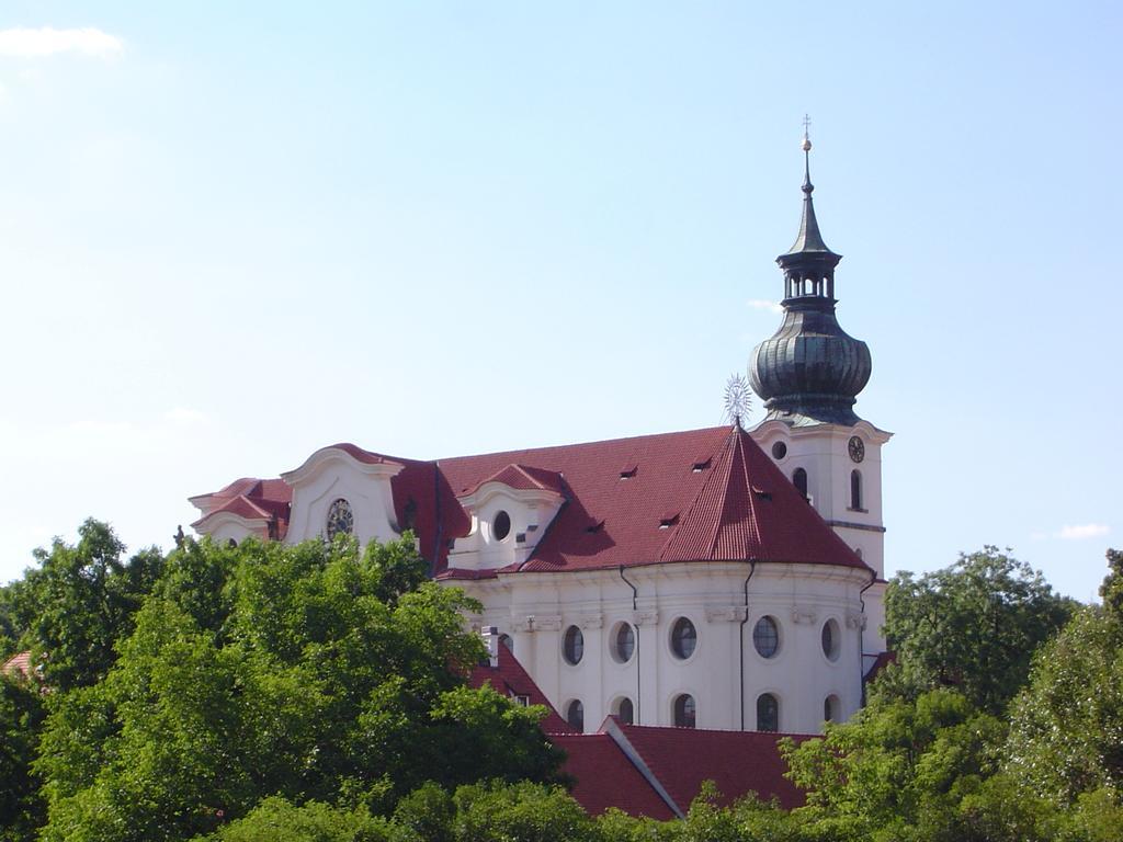 Hotel U Sladku Prague Ngoại thất bức ảnh