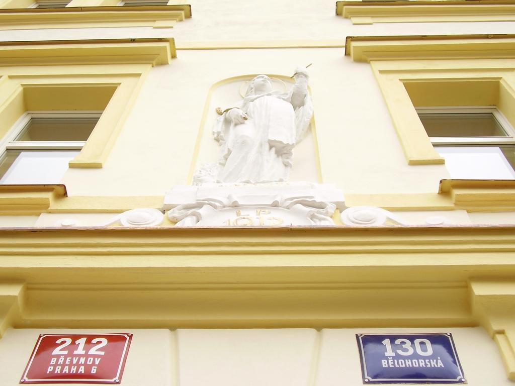 Hotel U Sladku Prague Ngoại thất bức ảnh